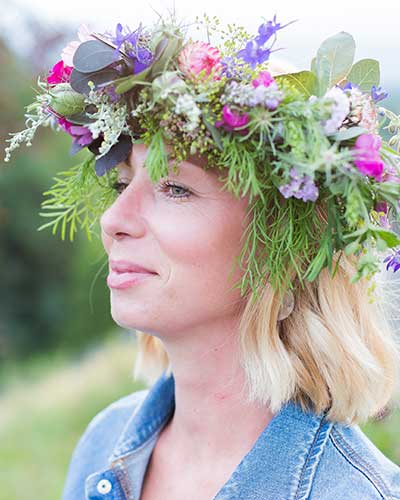 Workshop: Freundinnenworkshop oder Poltern mit Flowercrowns und Armbändern